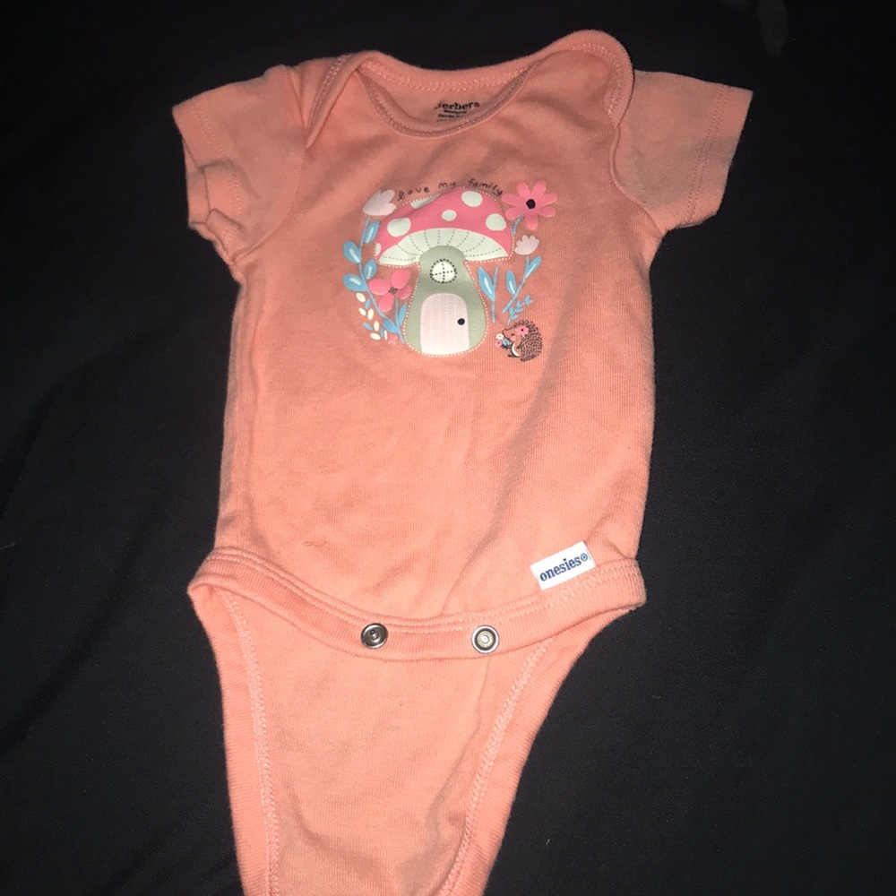 Gerber | Onesies “Love my Family” Onesie